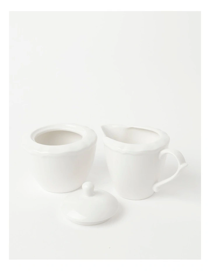 Heritage Scalloped Sugar Bowl & Creamer White