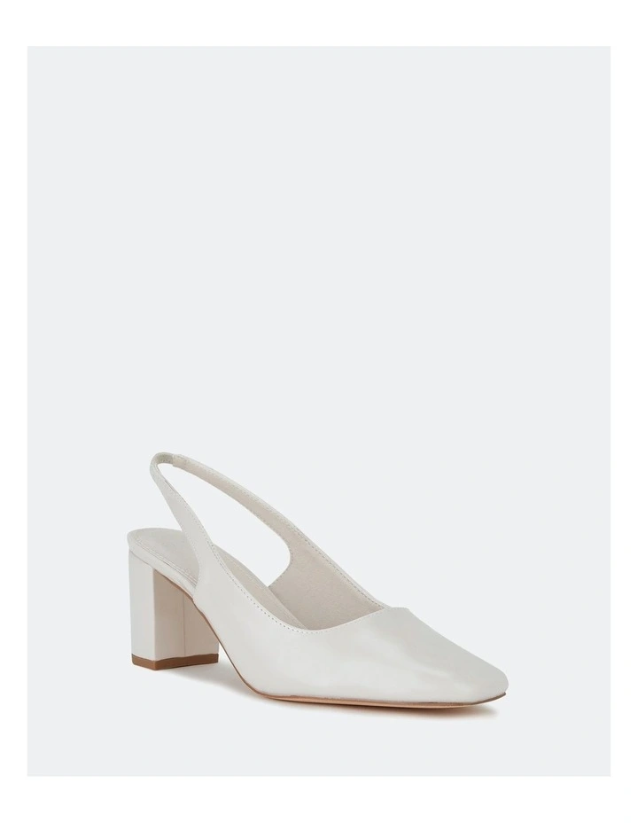 Ishani Heel Pumps in Cream Patent