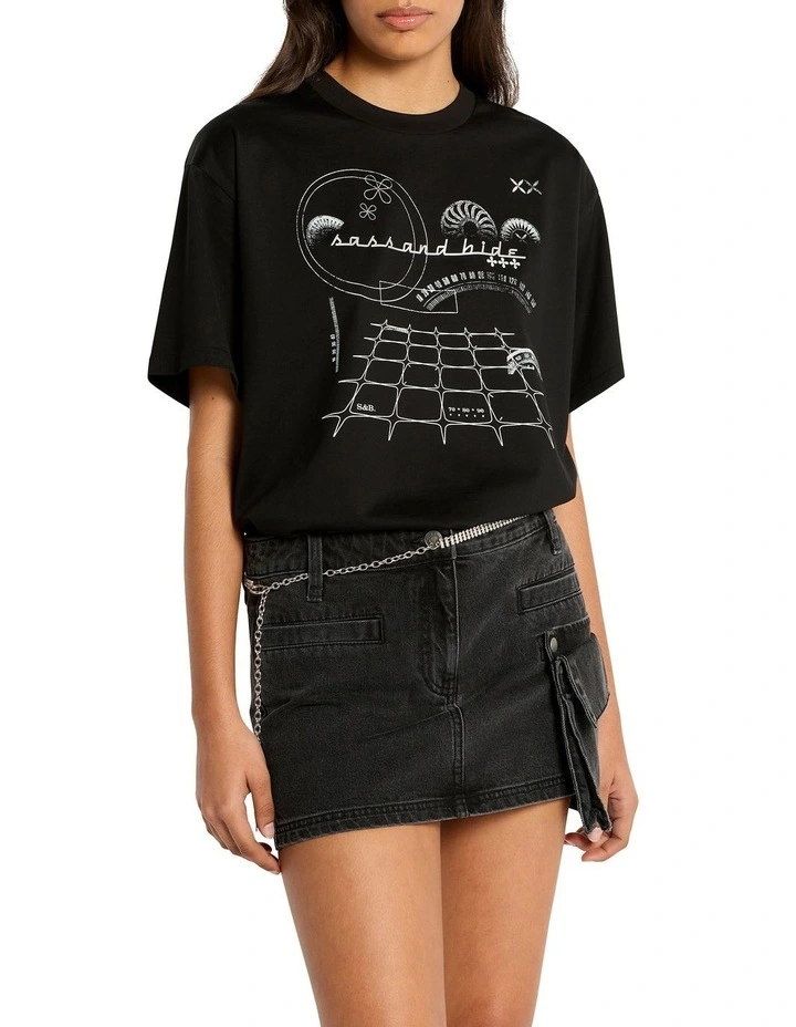 Reverse Graphic Tee in Black