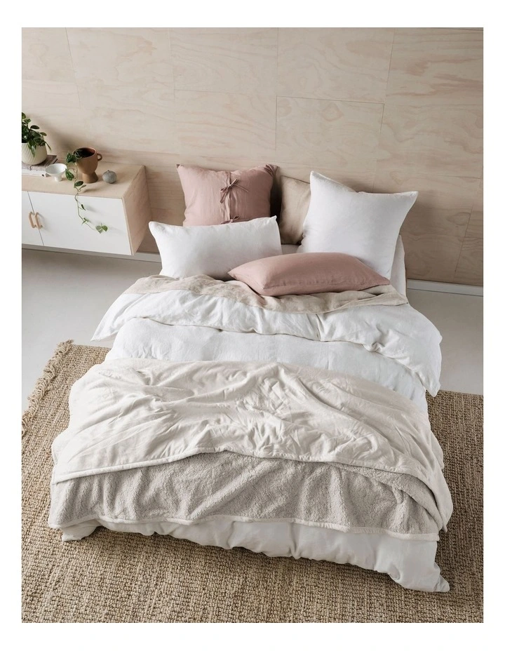 Sena Blanket in Ivory