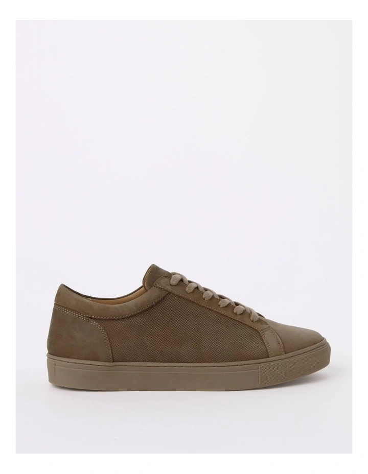 Sneaker in Taupe
