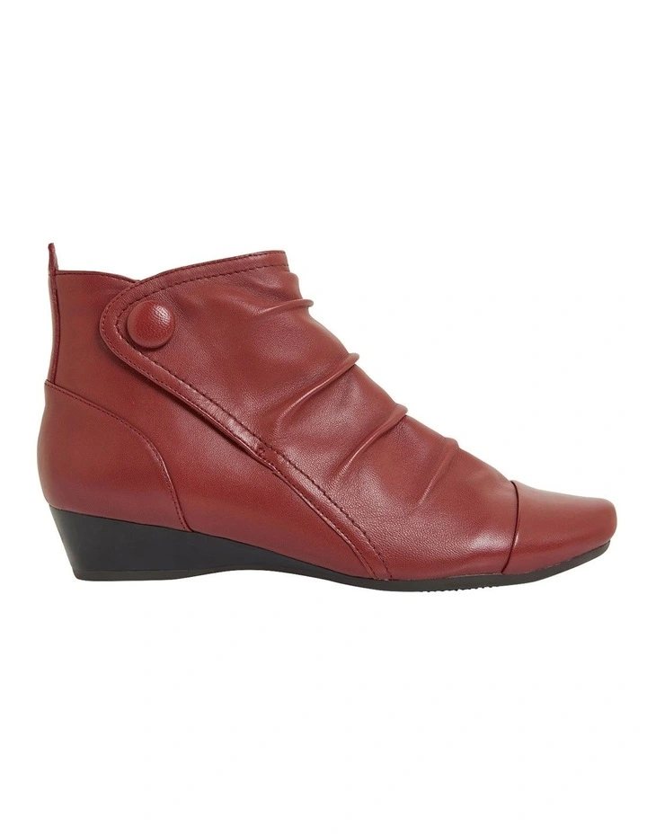Glove Boots Seville Red