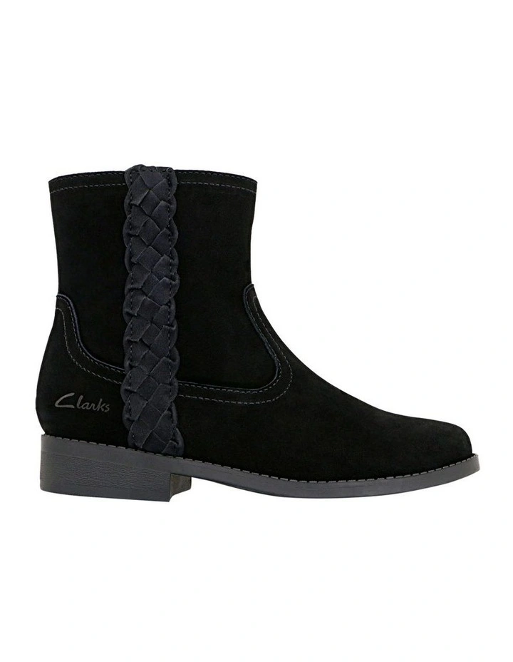 Tania Boots in Black