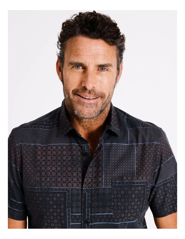 Yamba Short Sleeve Print Shirt in Bright Orange