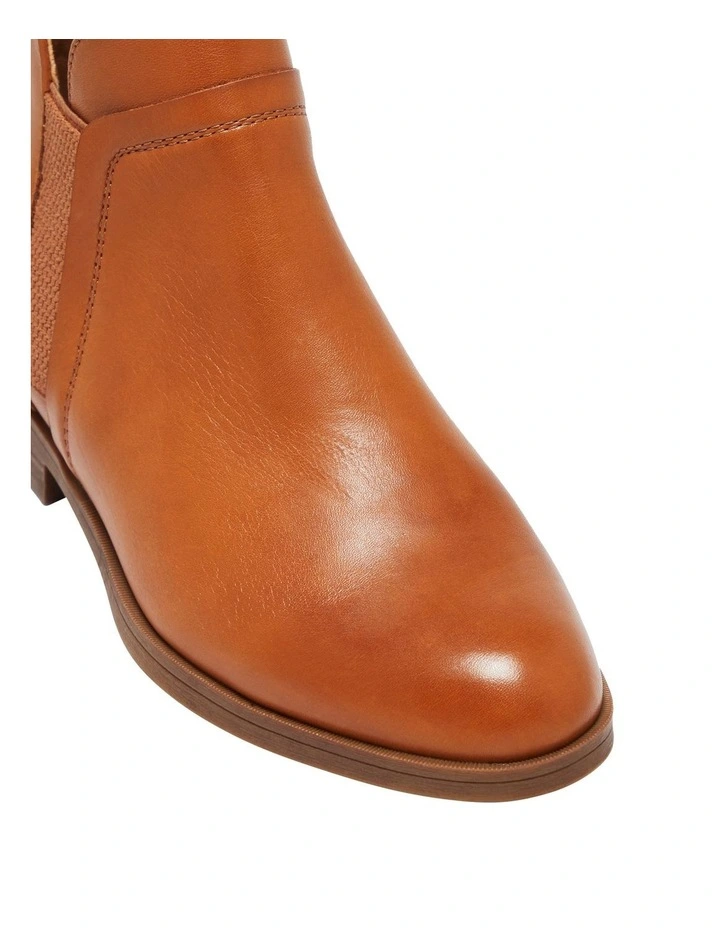 Catalina Boot in Brown