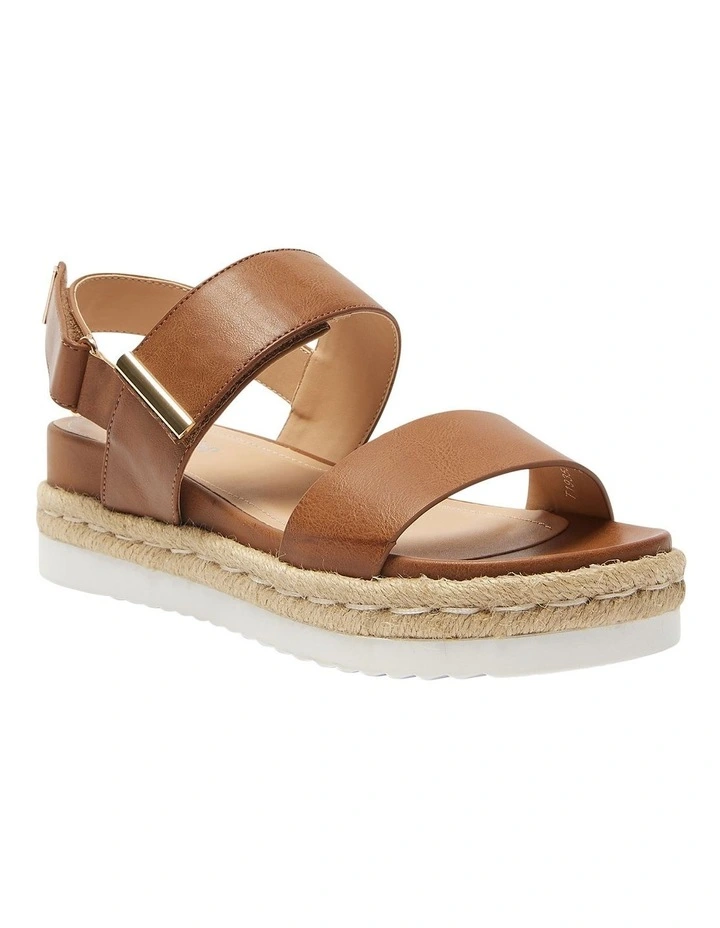 Warner Sandals in Tan