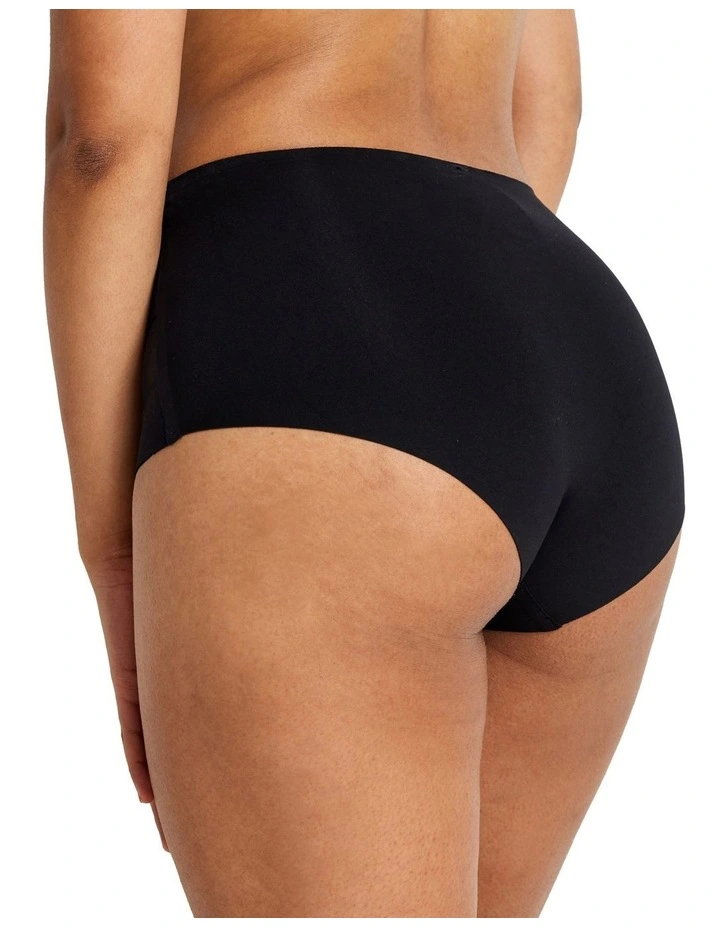 Sleek & Smooth Full Brief in Black