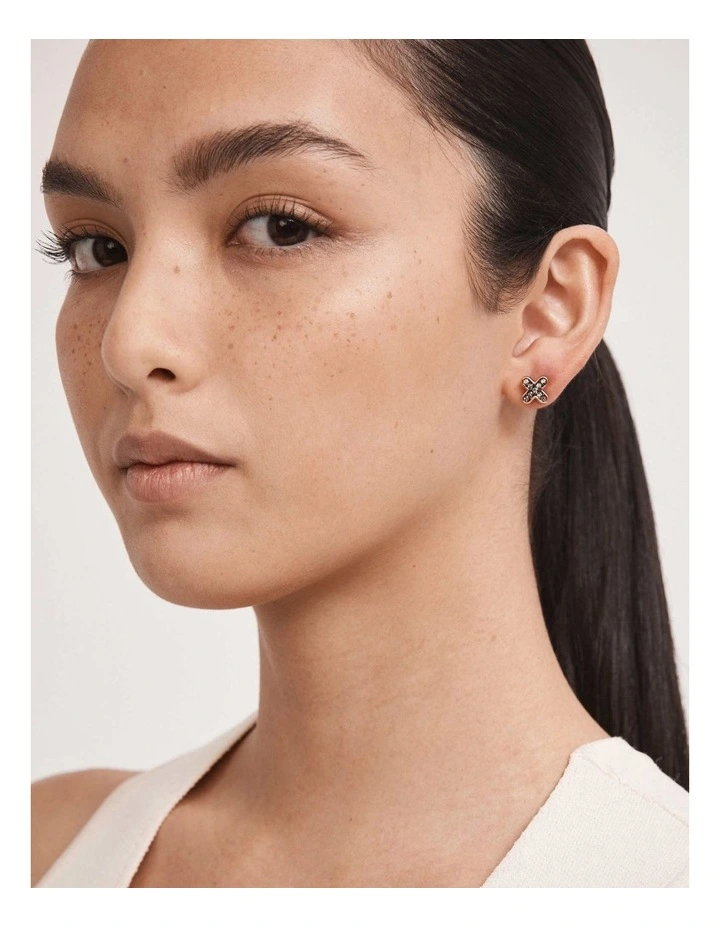 Daydream Pop Stud Earrings in Black