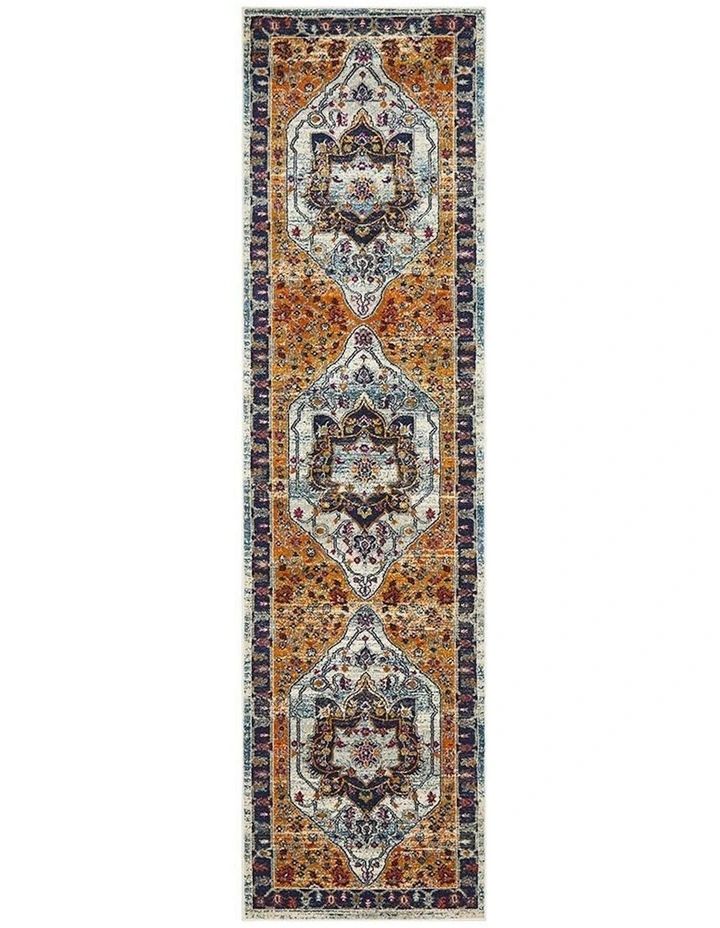 Babylon 201 Runner Rug in Rust