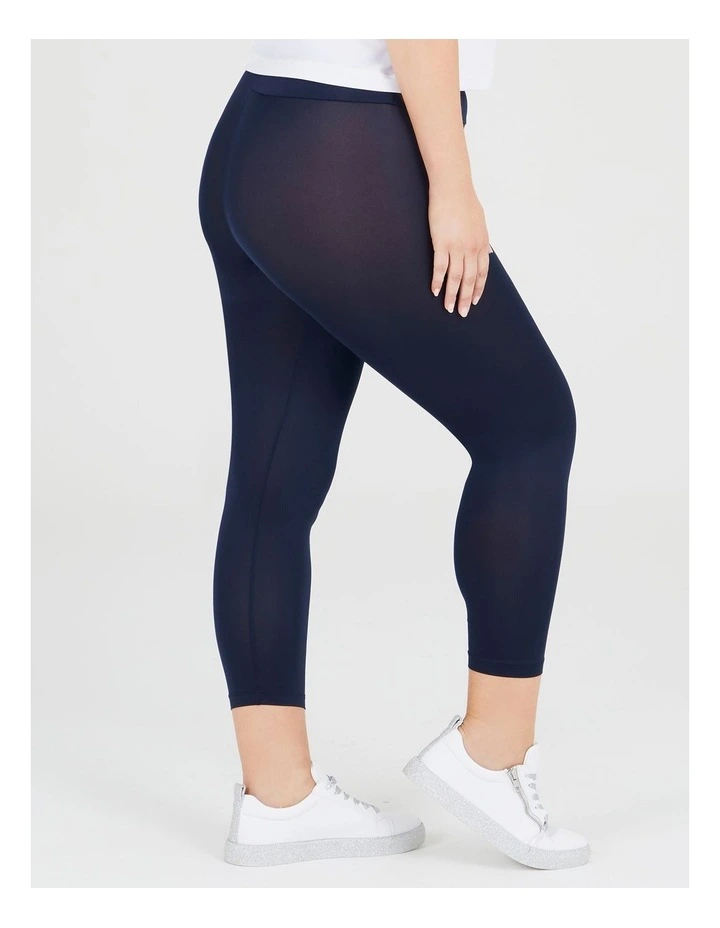 Integra 7/8 Legging in Dark Indigo
