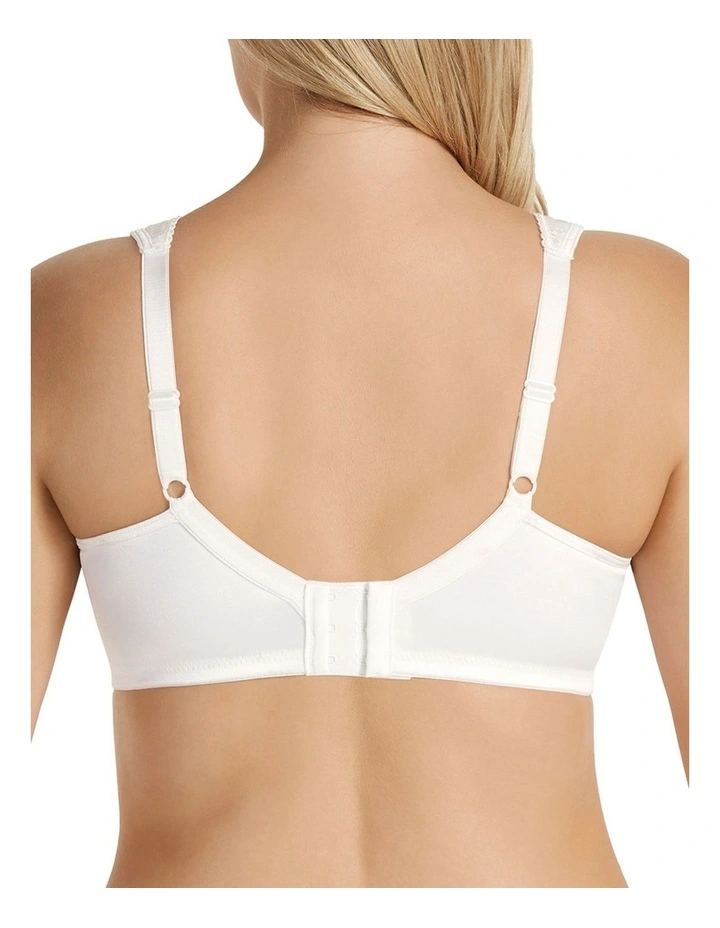 Ultimate Lift & Support Wirefree Bra in White