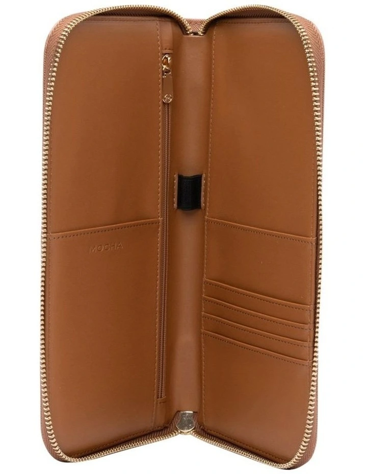 Signature Travel Wallet in Tan