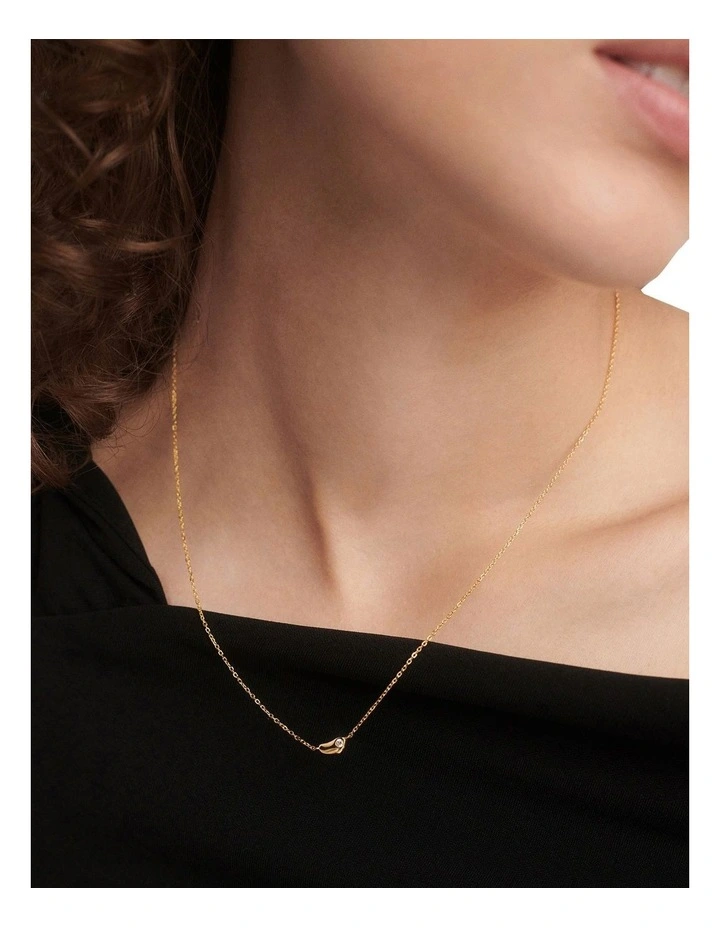 Delta necklace CO01-873-U in Gold