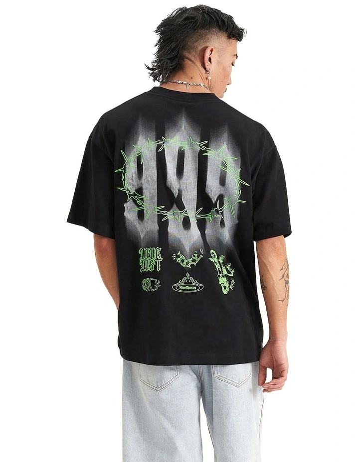 Prison Street Fit Tee in Jet Black