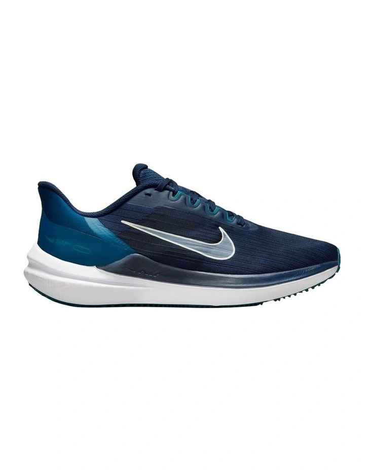 Air Winflo 9 Sport Shoes In Dark Navy