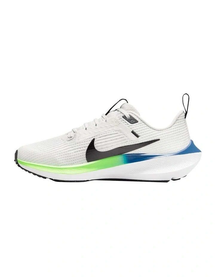 Air Zoom Pegasus 40 Grade School Sport Shoes in White