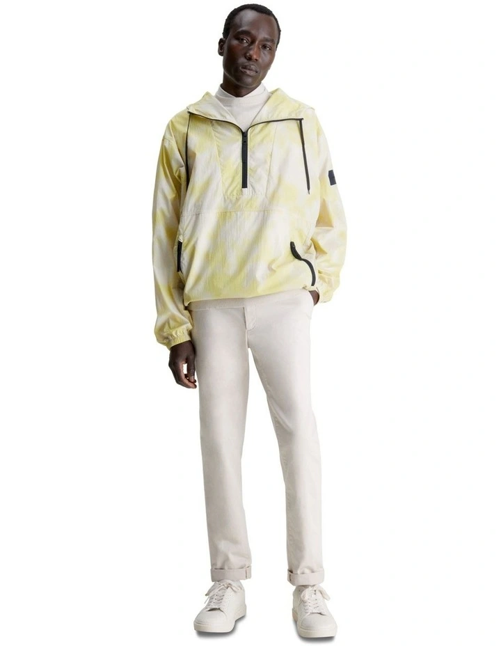 Satin Stretch Slim Chino in Beige