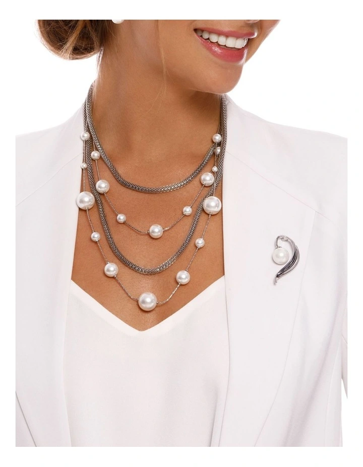 Pearl Cream Earrings