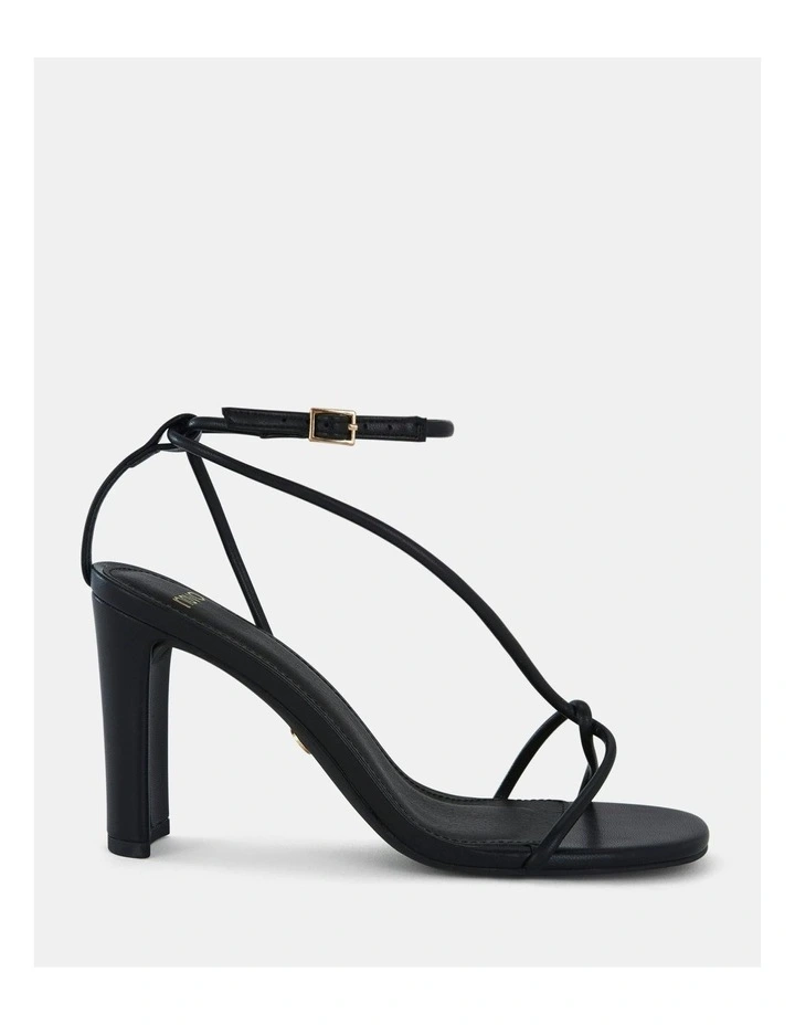 Macerata Sandals in Black