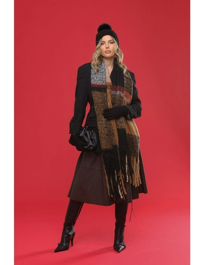 Rey Scarf in Brown