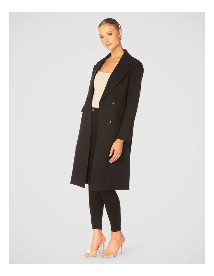 Zoela Coat in Black