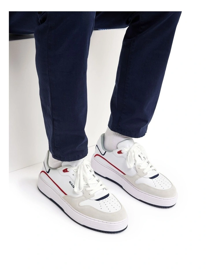 Kanmen Leather Sneaker in White