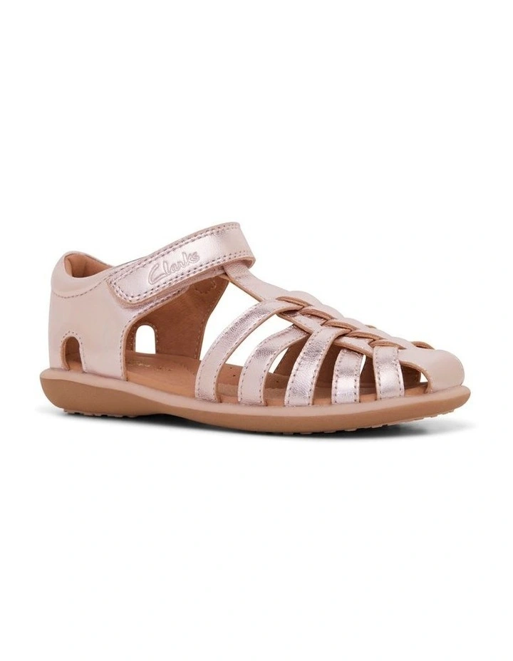 Phoebe Sandals in Pink
