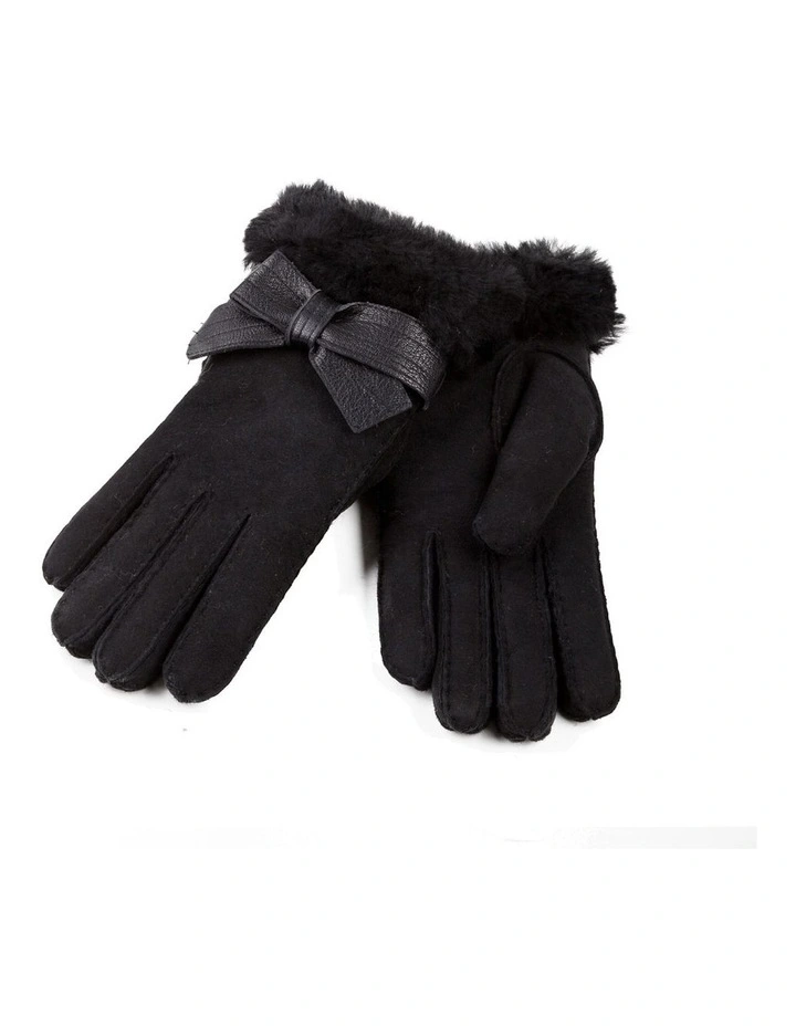 Ugg Sheepskin Ribbon Glove in Black