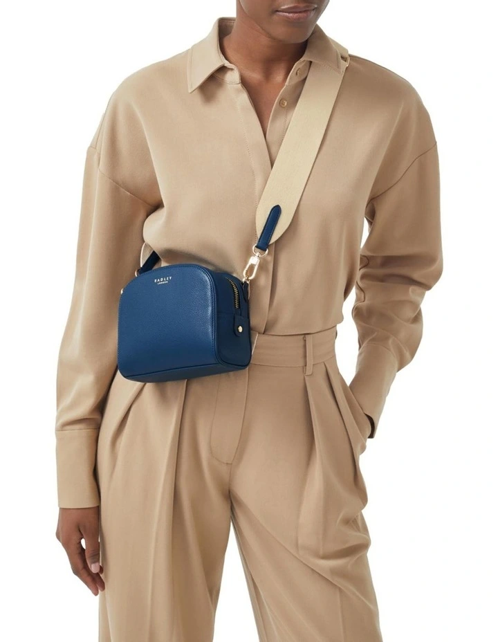 Arden Crescent Small Zip-Around Crossbody Bag in Deep Sea