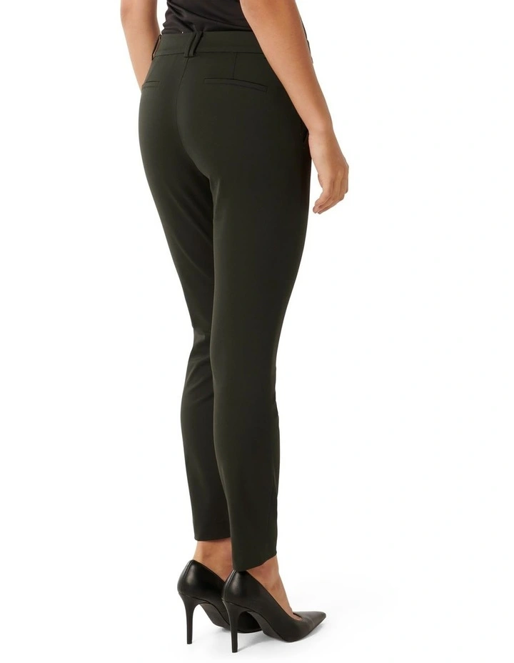 Grace 7/8th Slim Pants in Green
