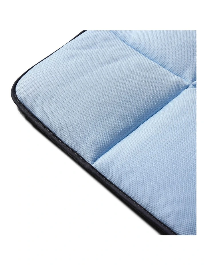 Cooling Travel Mat in Blue
