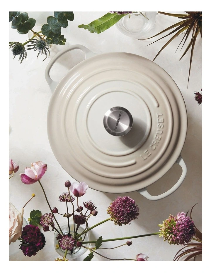 Signature Round Casserole 24cm in Meringue
