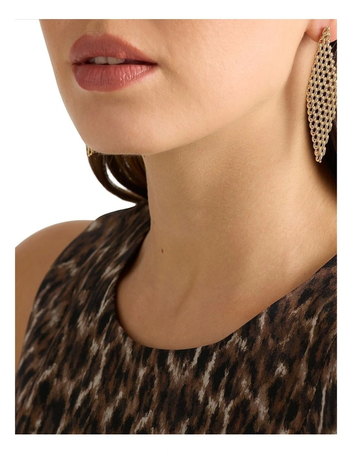 Mesh Triangle Earring in Gold