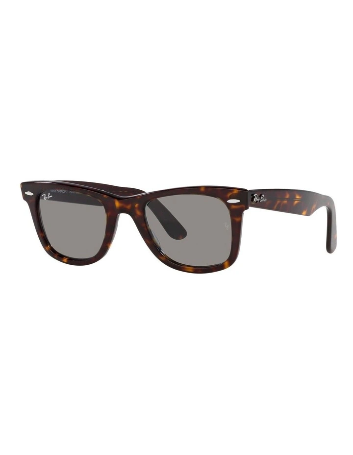 Original Wayfarer Classic Tortoise Sunglasses in Brown
