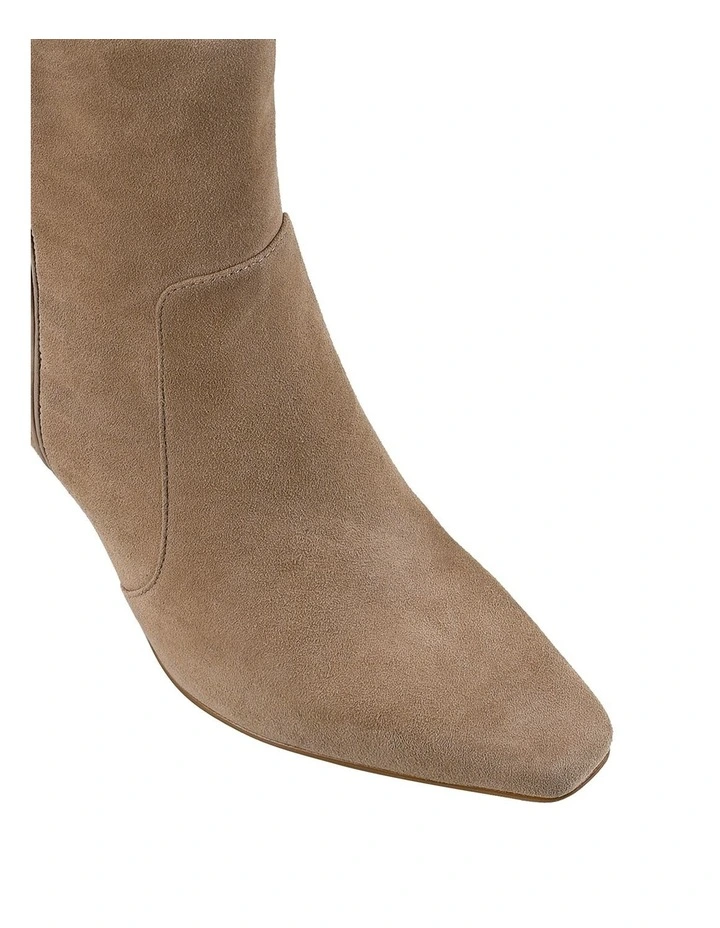 Flirt Boot in Taupe Suede