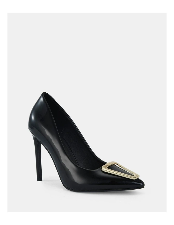 Zavvy Court Heels in Black