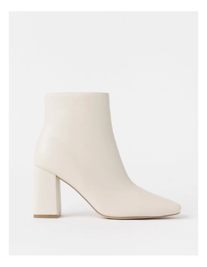 Tamara Boot In Vanilla