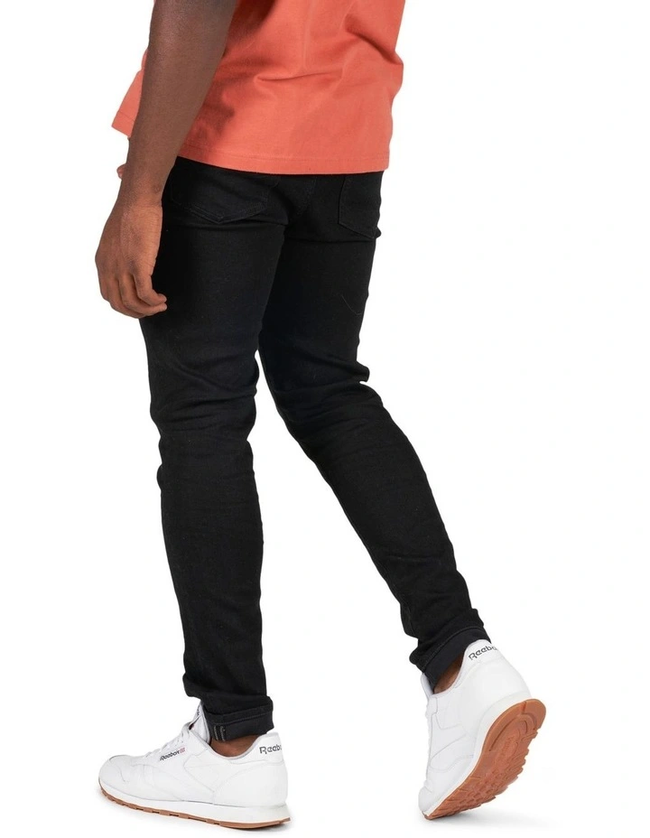 Airflex Skinny Jean in Black