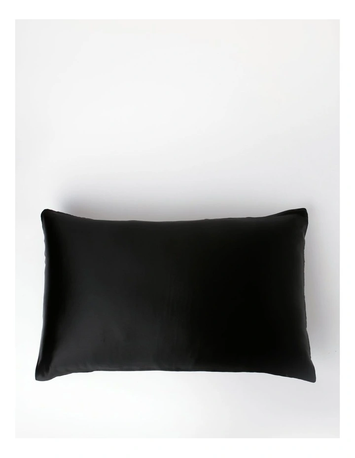 Luxe Silk Pillowcase in Black