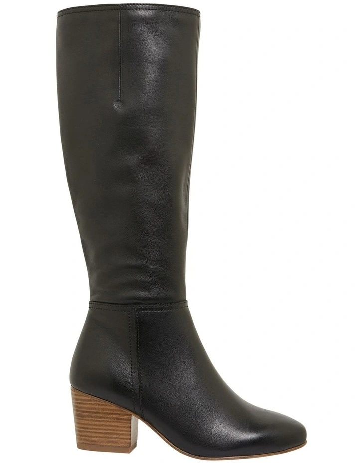 Drake Boots in Black Leather
