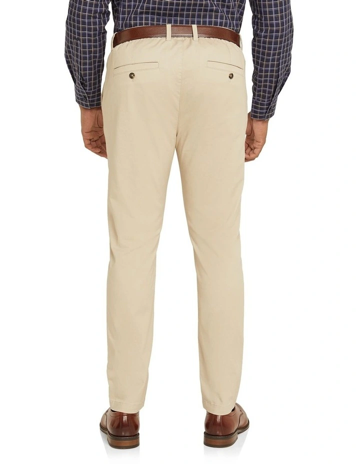 Chester Relaxed Tapered Chino Pant in Sand