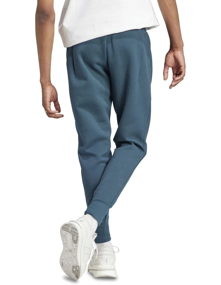 Z.N.E. Premium Tracksuit Bottoms in Artic Night