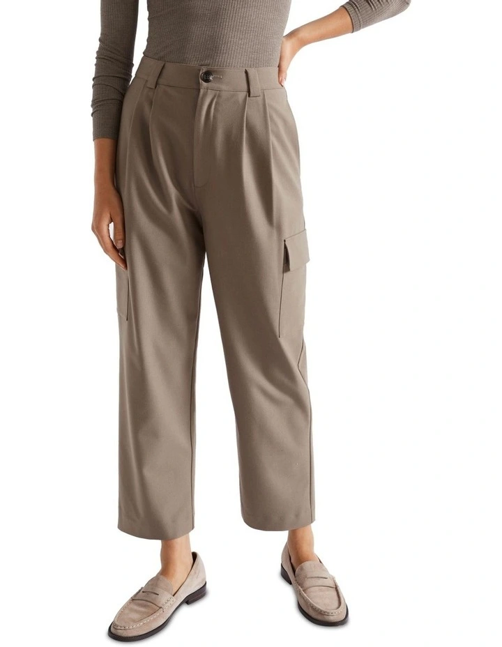 Cargo Trouser in Brown