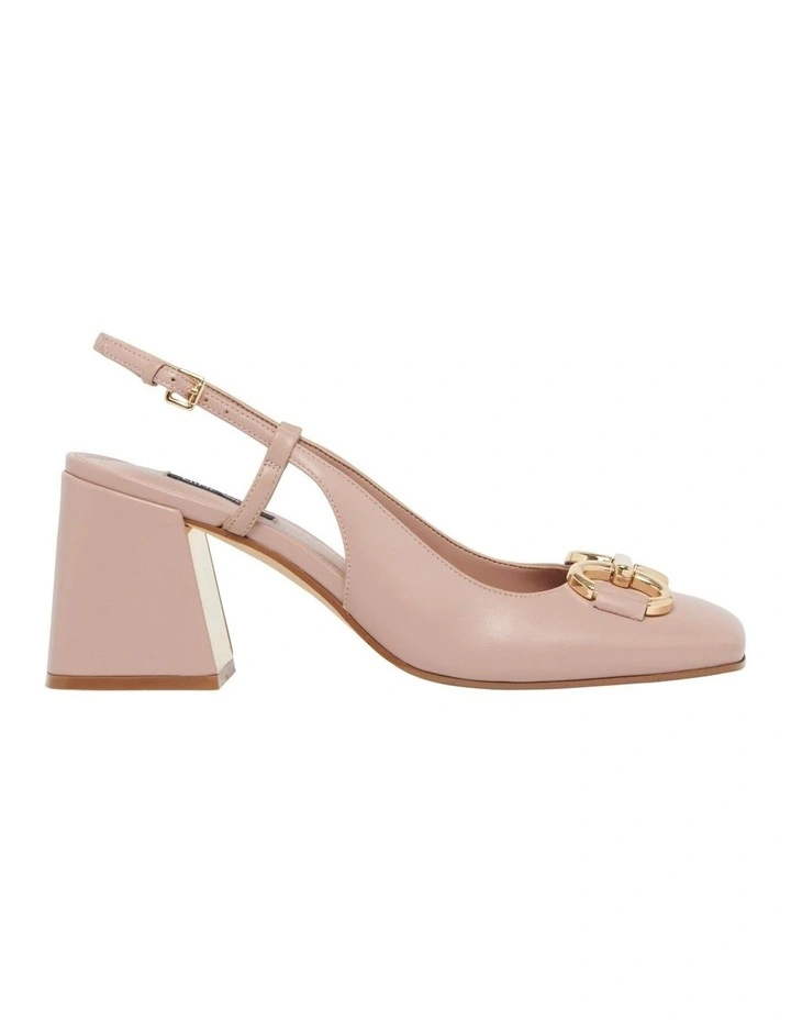 Cast Pump in Natural