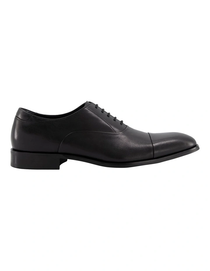 Secrecy Shoe in Black