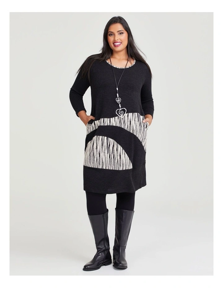Splice Jacquard Snug Tulip Dress in Black/Ecru