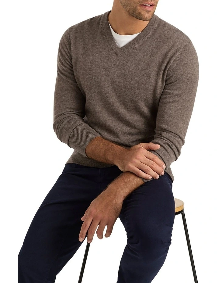 Buchanan Ashby V-Neck Knit in Hazelnut