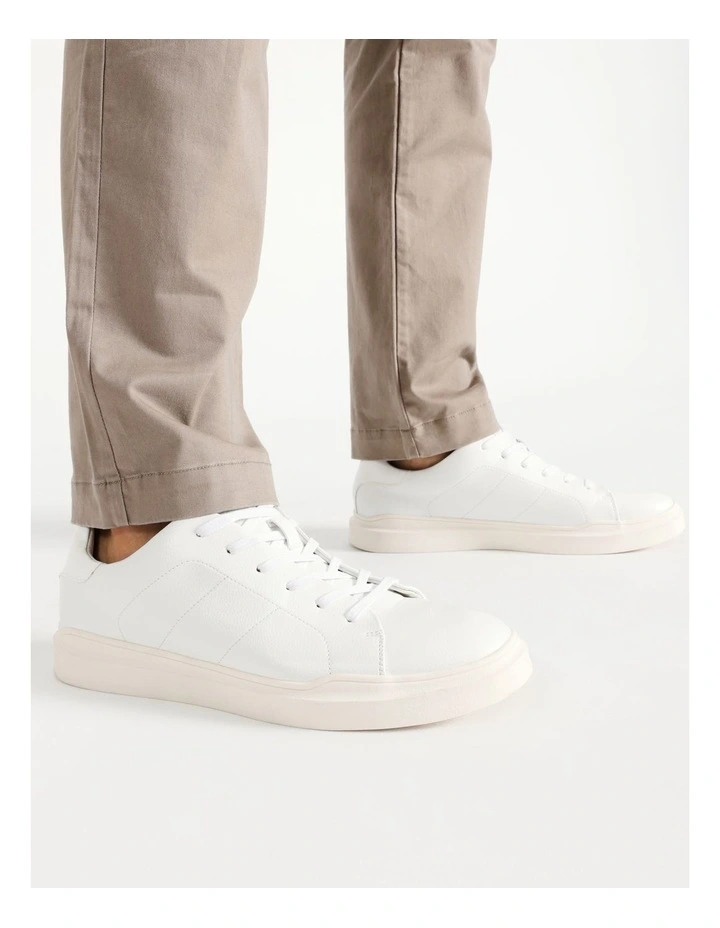 Craig Sneaker in White