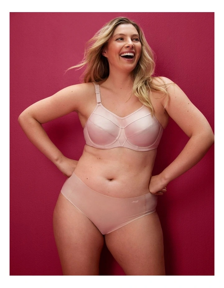 Triaction Ultra Underwire Sports Bra in Fig Pink