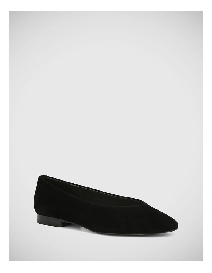 Angela Leather Flat in Black